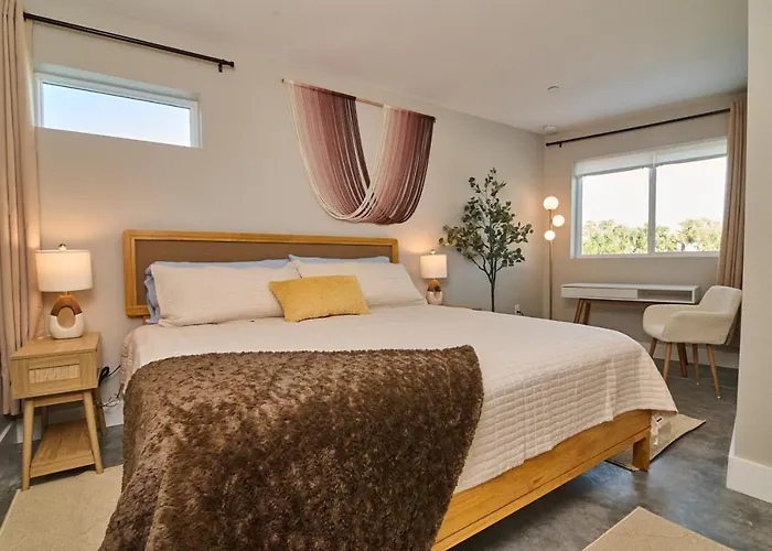 - Sunrise Beach Loft -